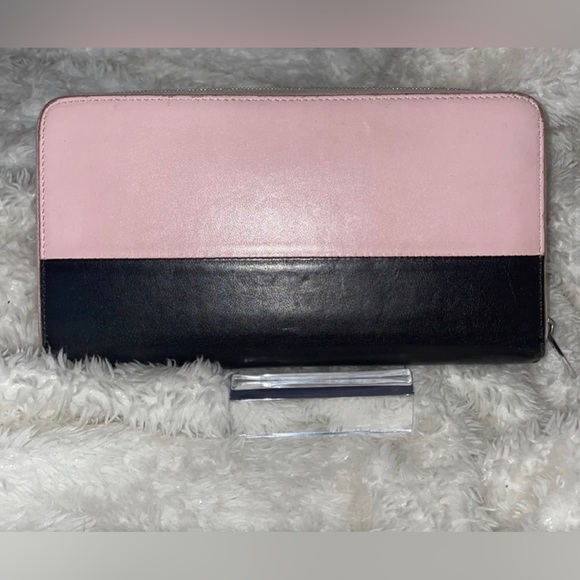 Celine bubble gum pink and black lambskin colorblock zip around wallet - Picture 2 of 5